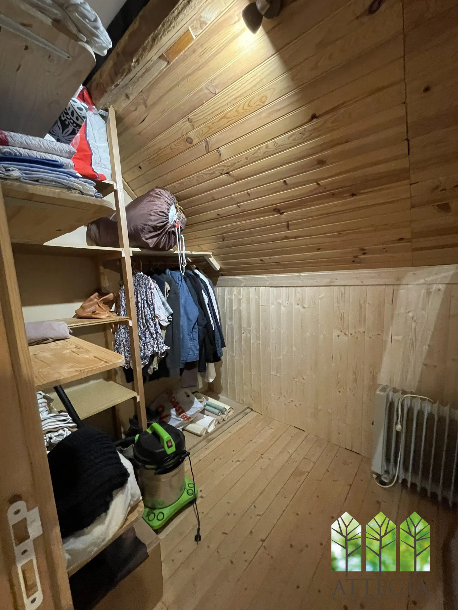 À vendre maison de 130 m² avec terrain, proche de Bonnat, environnement paisible 