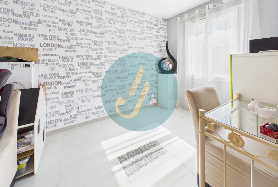 Magnifique maison moderne de 137 m² avec piscine à Marzy 