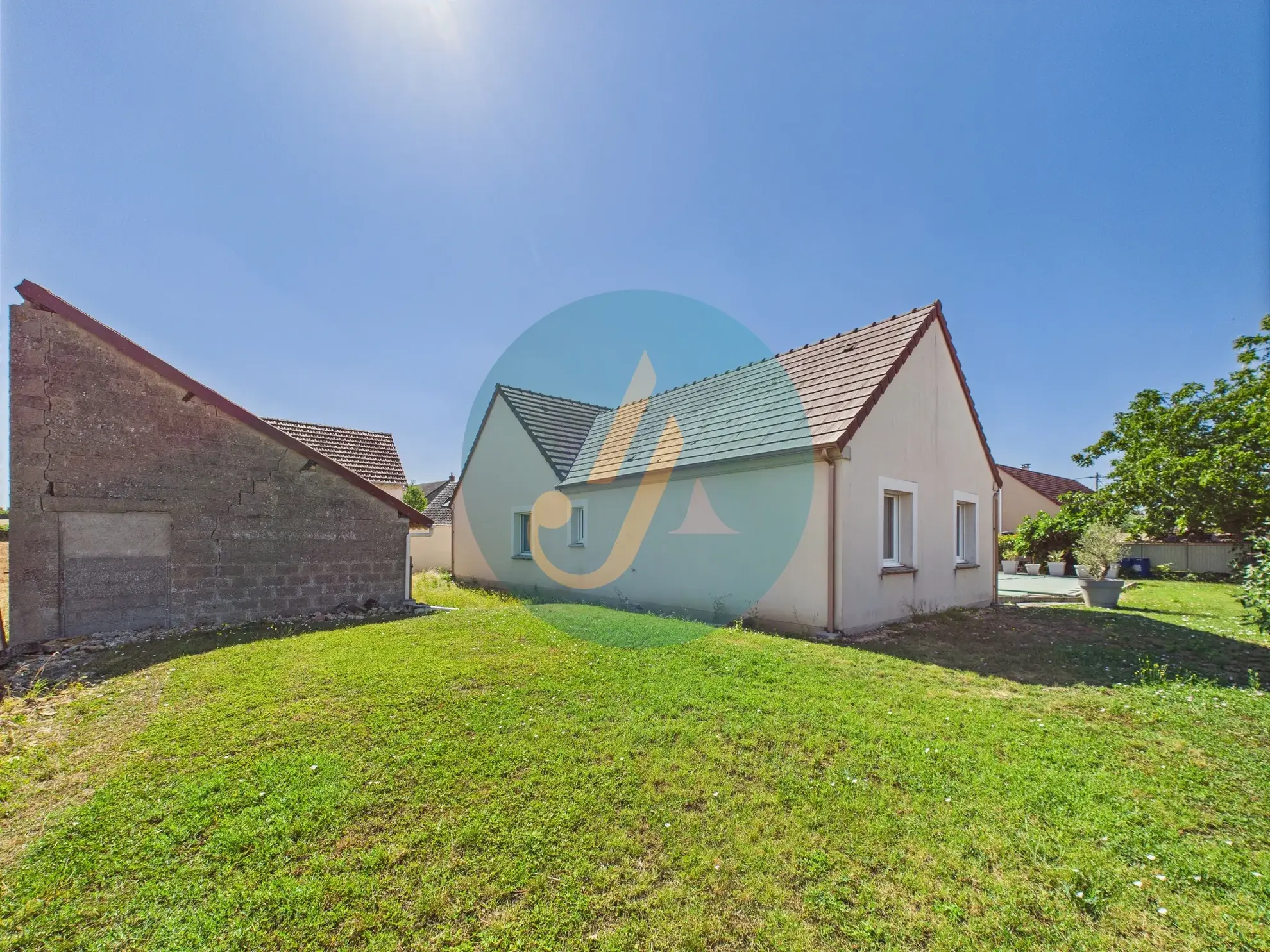 Magnifique maison moderne de 137 m² avec piscine à Marzy 