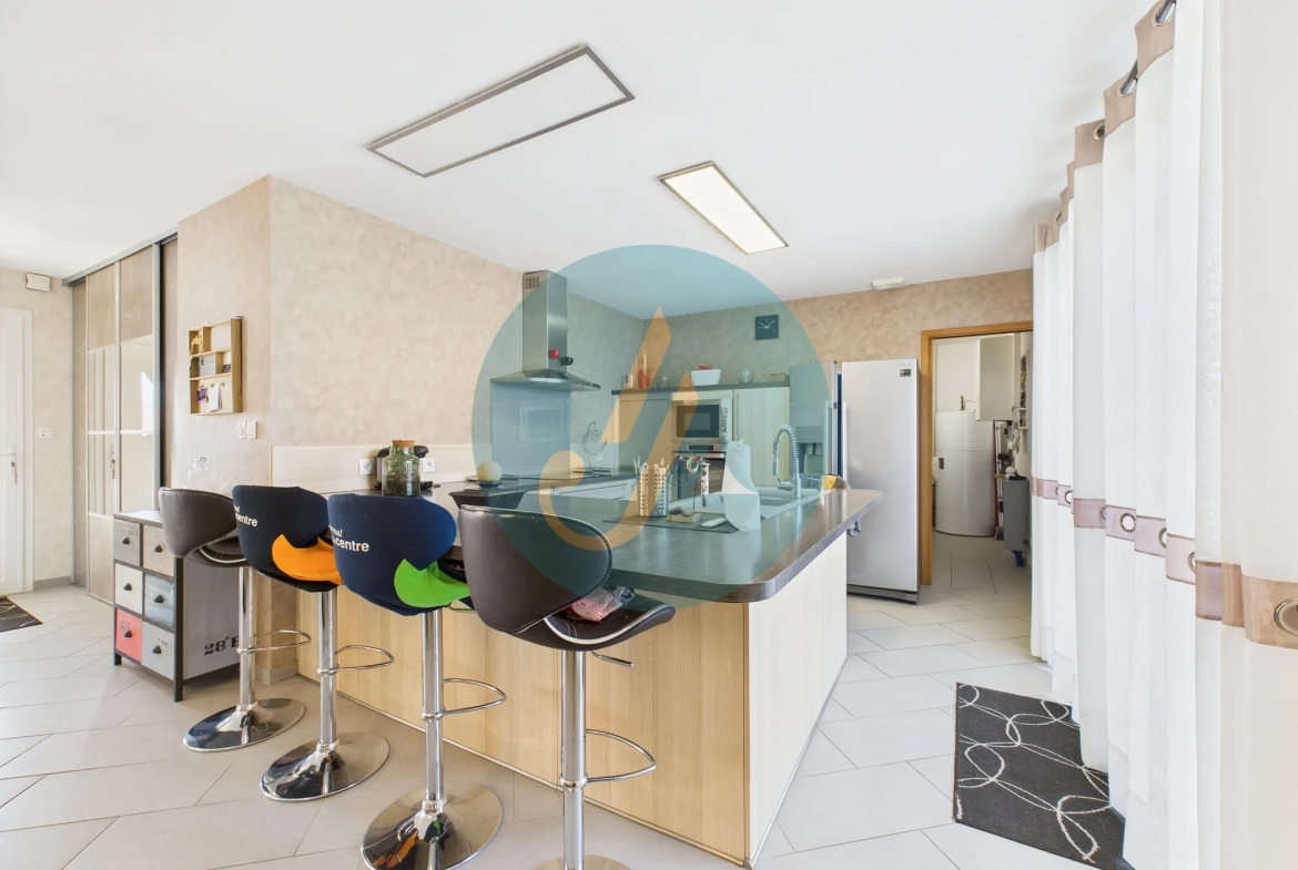 Magnifique maison moderne de 137 m² avec piscine à Marzy 