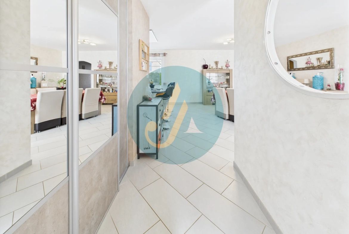 Magnifique maison moderne de 137 m² avec piscine à Marzy 