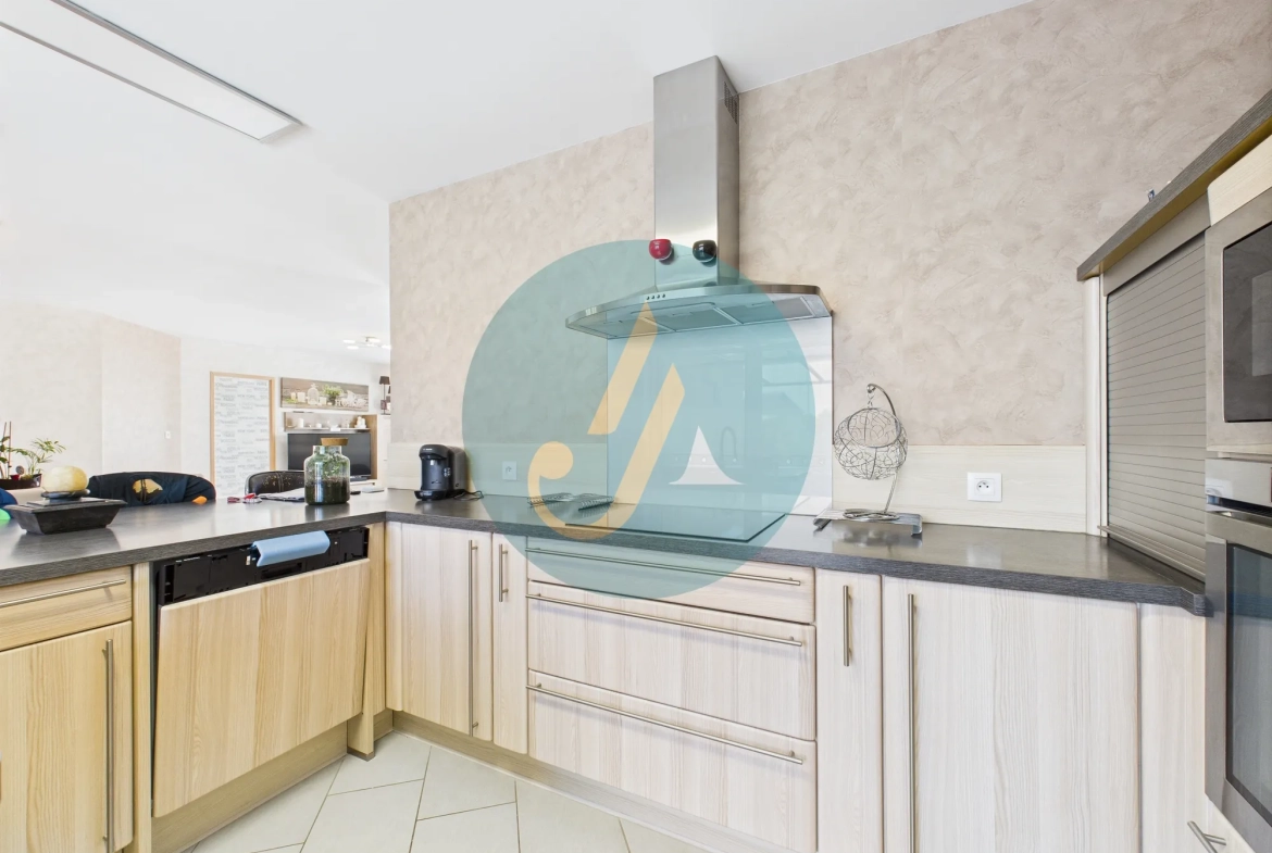 Magnifique maison moderne de 137 m² avec piscine à Marzy 