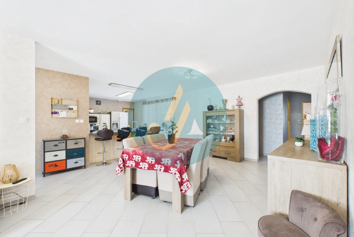 Magnifique maison moderne de 137 m² avec piscine à Marzy 