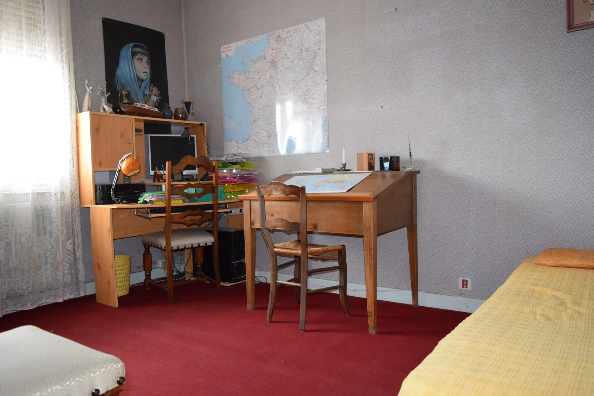 Maison à vendre à Riorges – 170 m², jardin clos, parking et appartement indépendant 