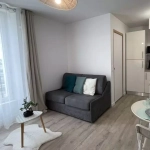 Studio à Rueil-Malmaison avec balcon, cave et parking, idéal investisseur ou primo-accédant