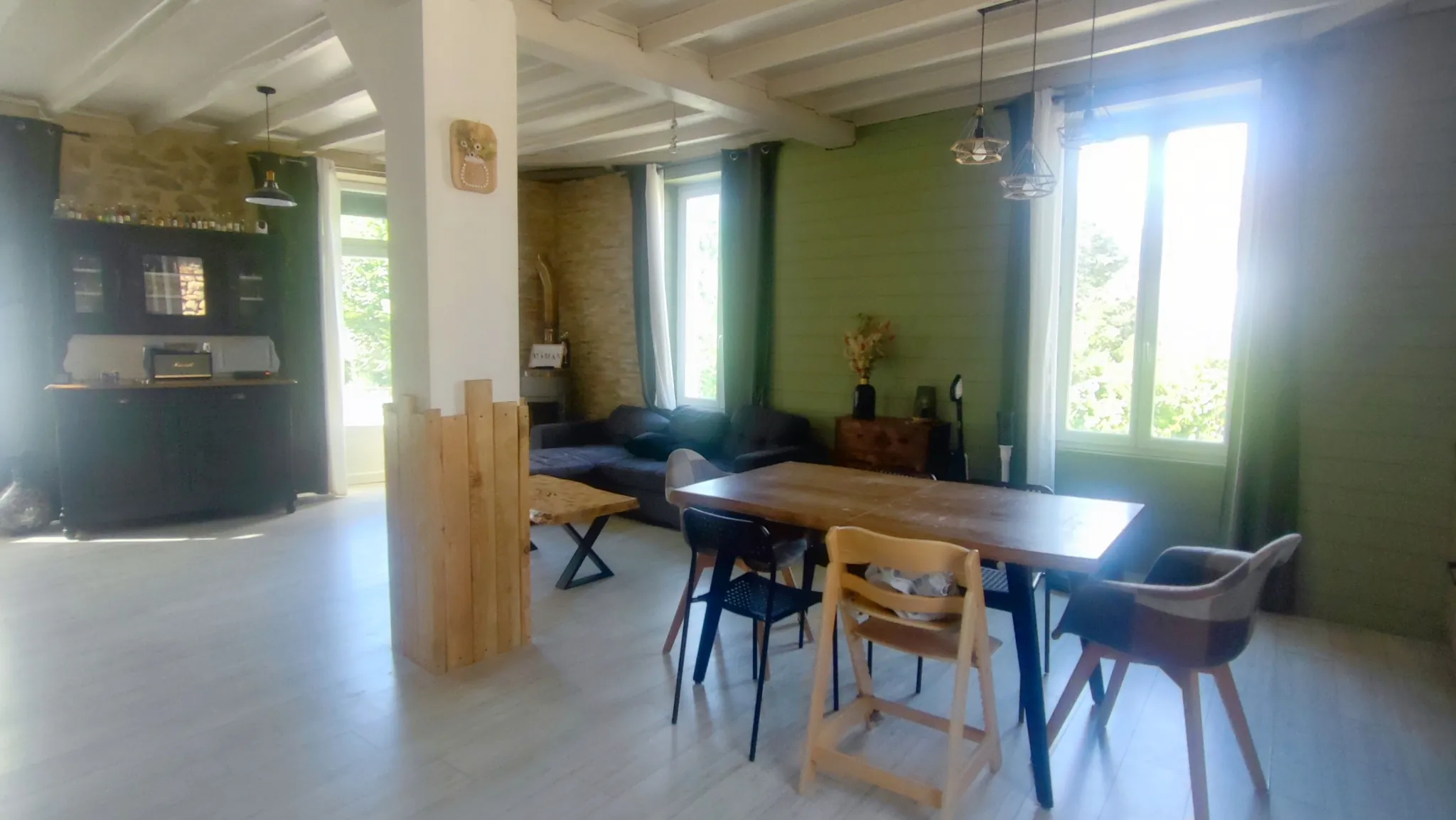 Maison en pierres avec grand terrain à Lamastre - 89 m² 