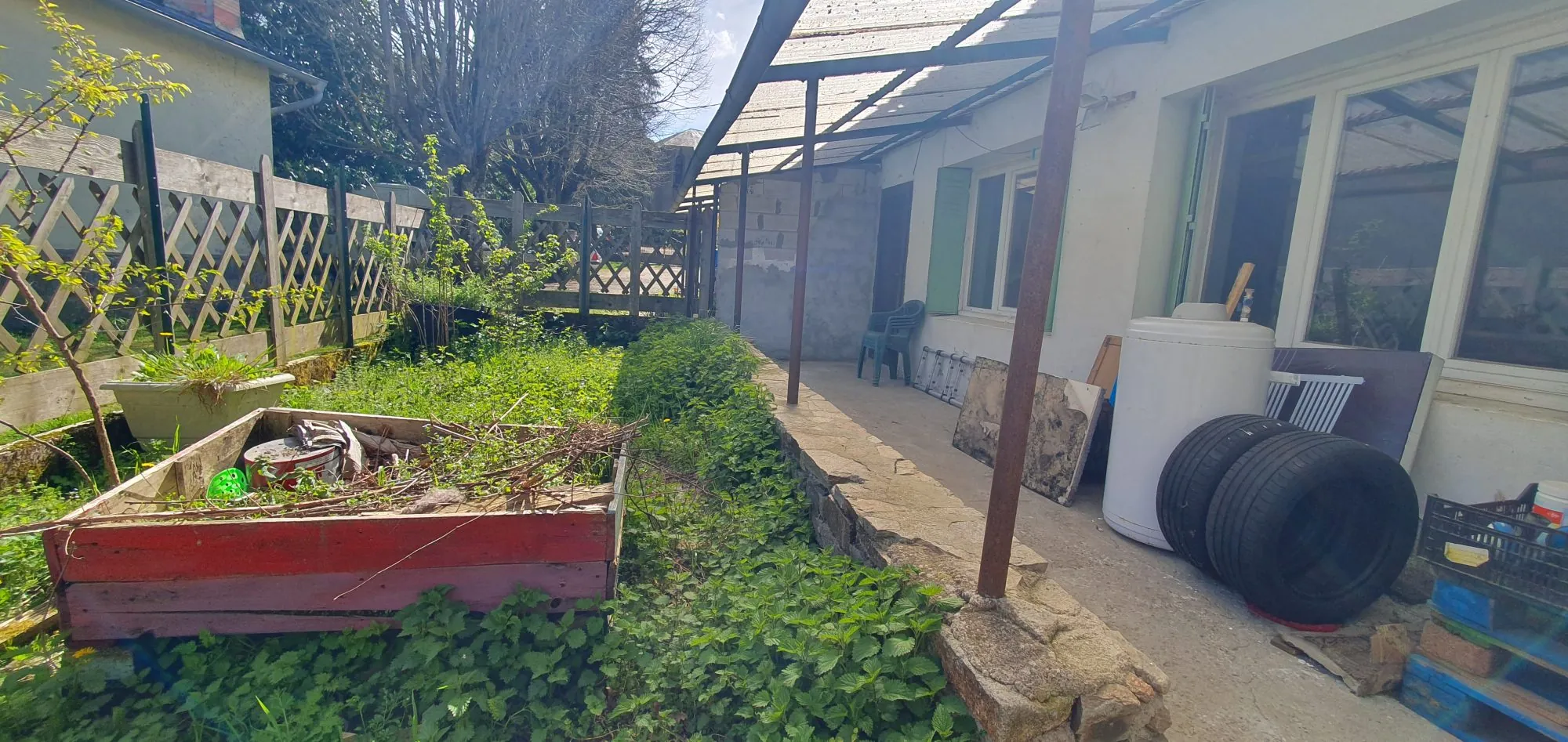 Maison de village de 130 m² avec jardin clos à Les Martys, idéal investissement ou résidence secondaire 