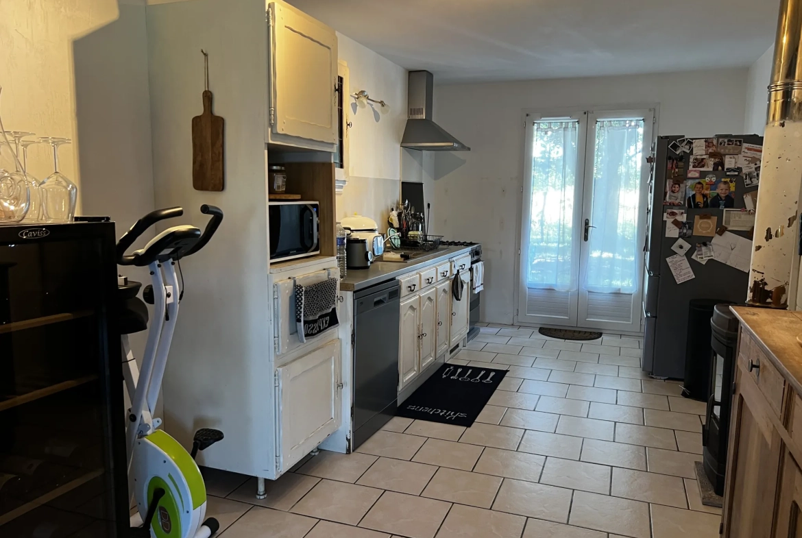 Immeuble locatif avec deux maisons louées à Saint Martin de Sescas 