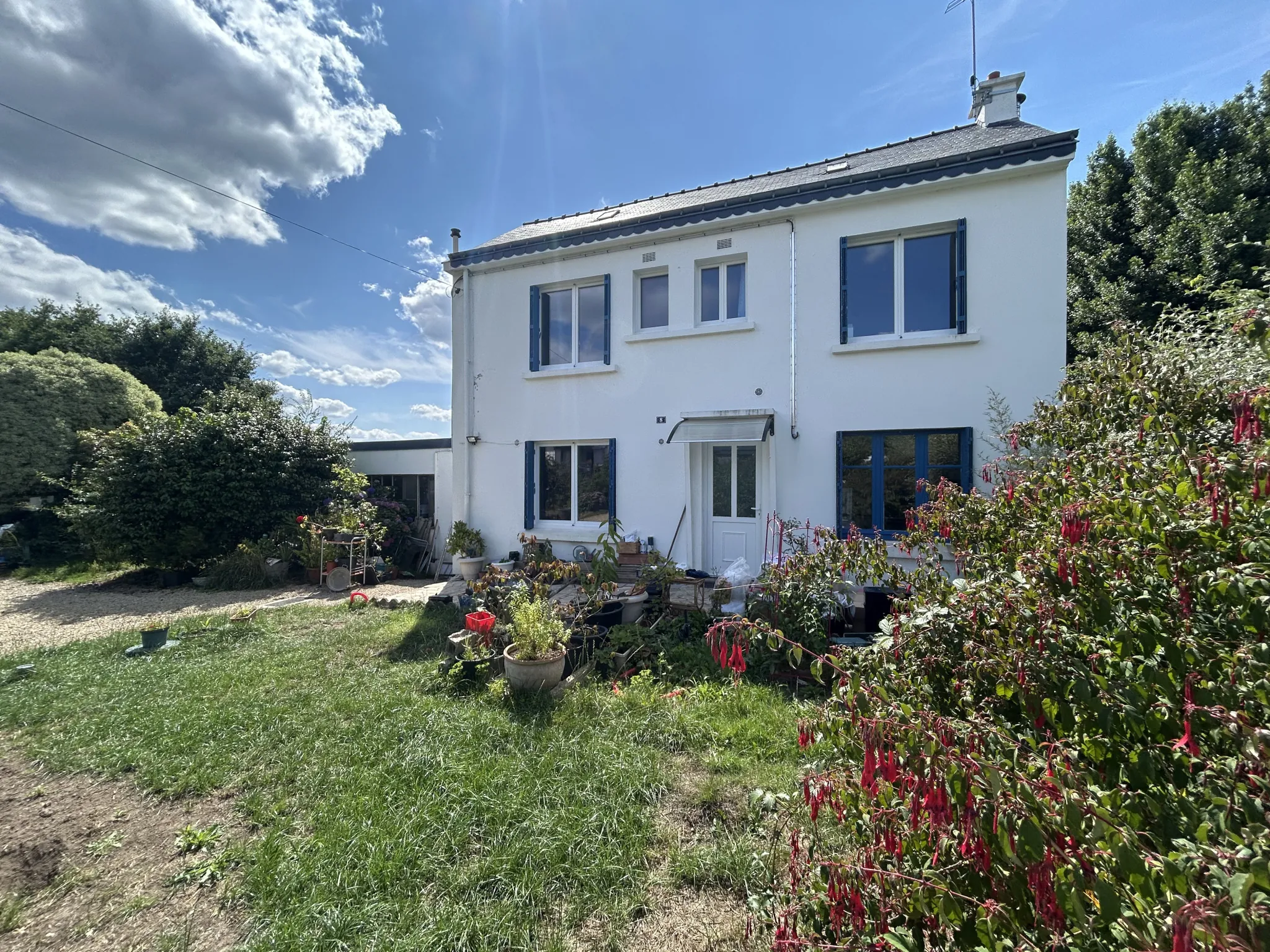 Maison de famille à Bubry avec jardin et grand potentiel en campagne 