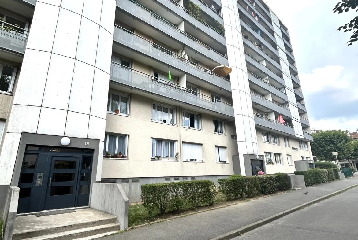 Appartement F3 lumineux de 56,63 m² à Joinville-le-Pont 