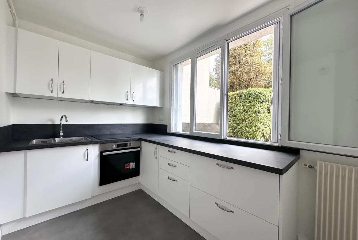 Appartement F3 lumineux de 56,63 m² à Joinville-le-Pont 