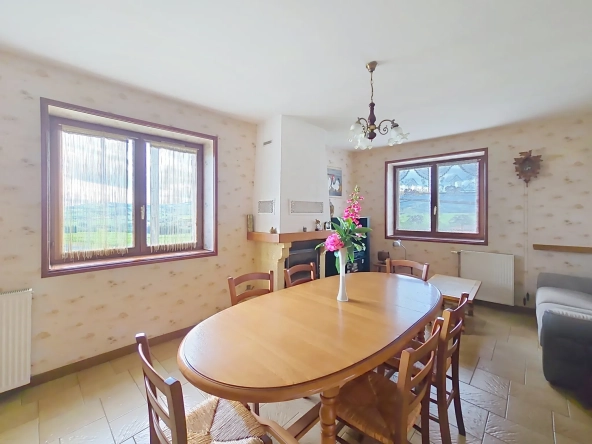 Maison à rénover de 113 m² avec terrain et vignes à Saint-Étienne-des-Oullières