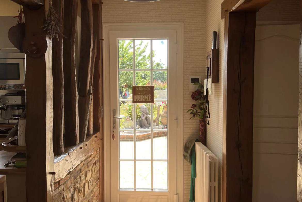 Maison de village à La Cérlangue avec garage et terrain de 1100 m² 