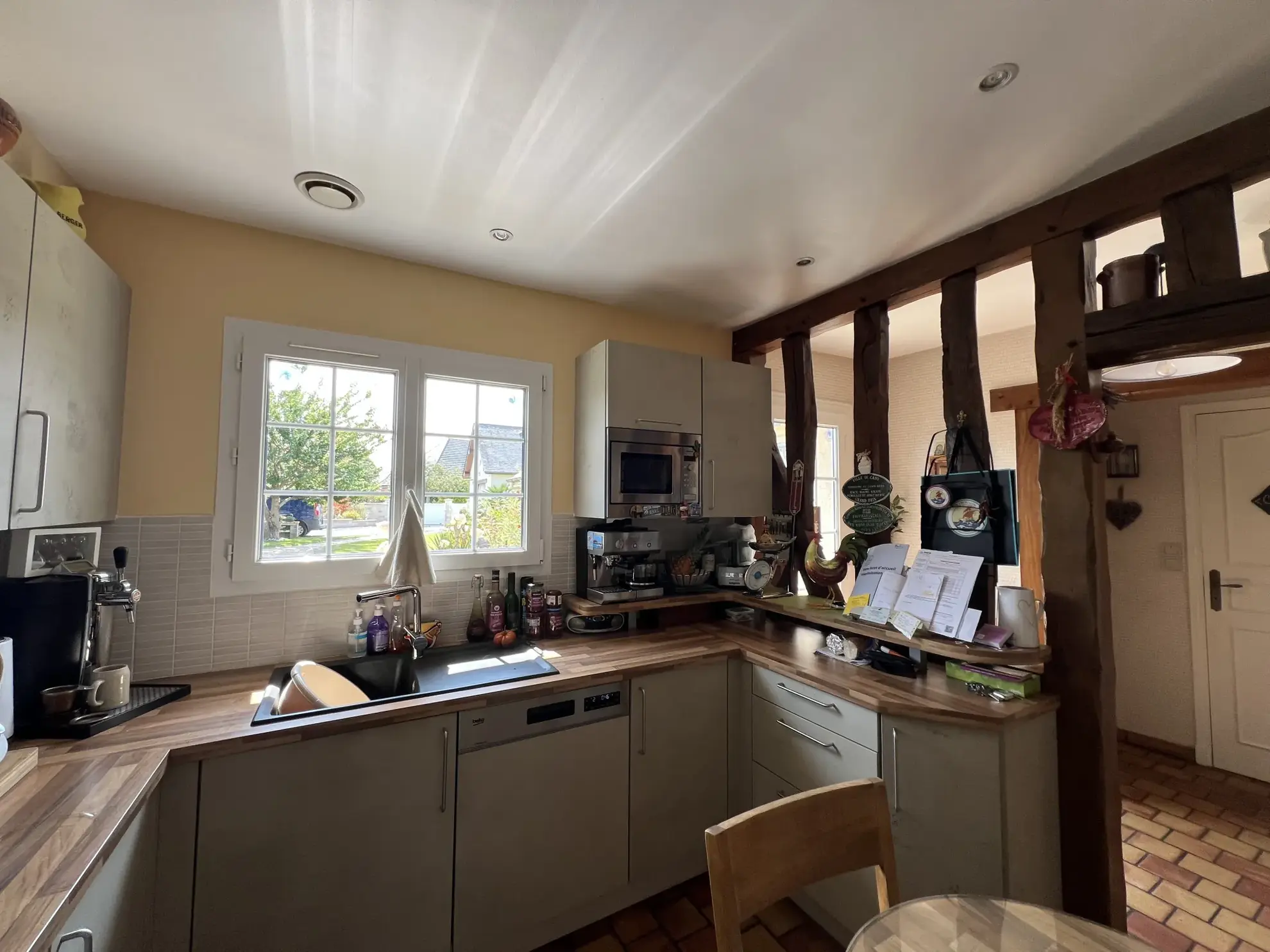 Maison de village à La Cérlangue avec garage et terrain de 1100 m² 