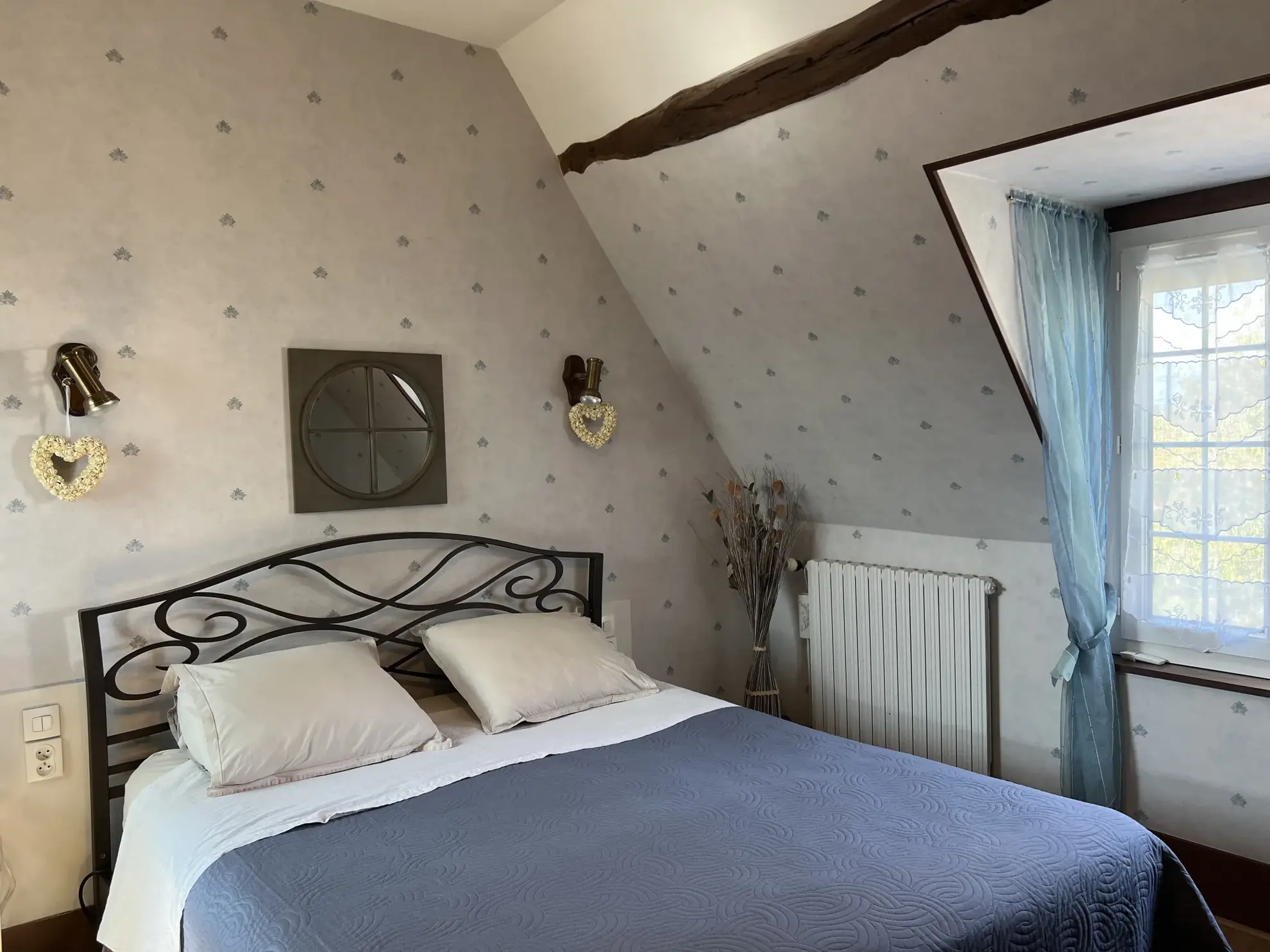 Maison de village à La Cérlangue avec garage et terrain de 1100 m² 