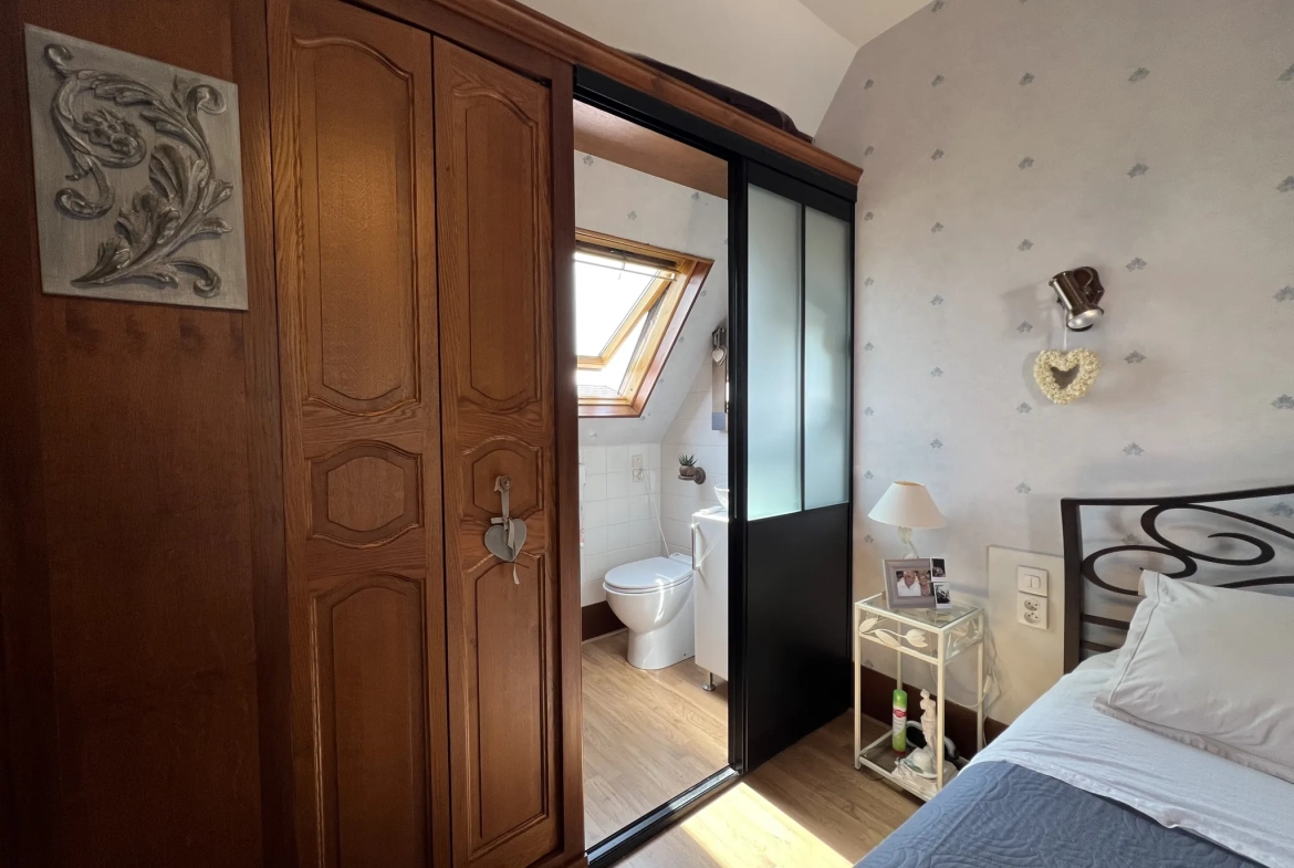 Maison de village à La Cérlangue avec garage et terrain de 1100 m² 