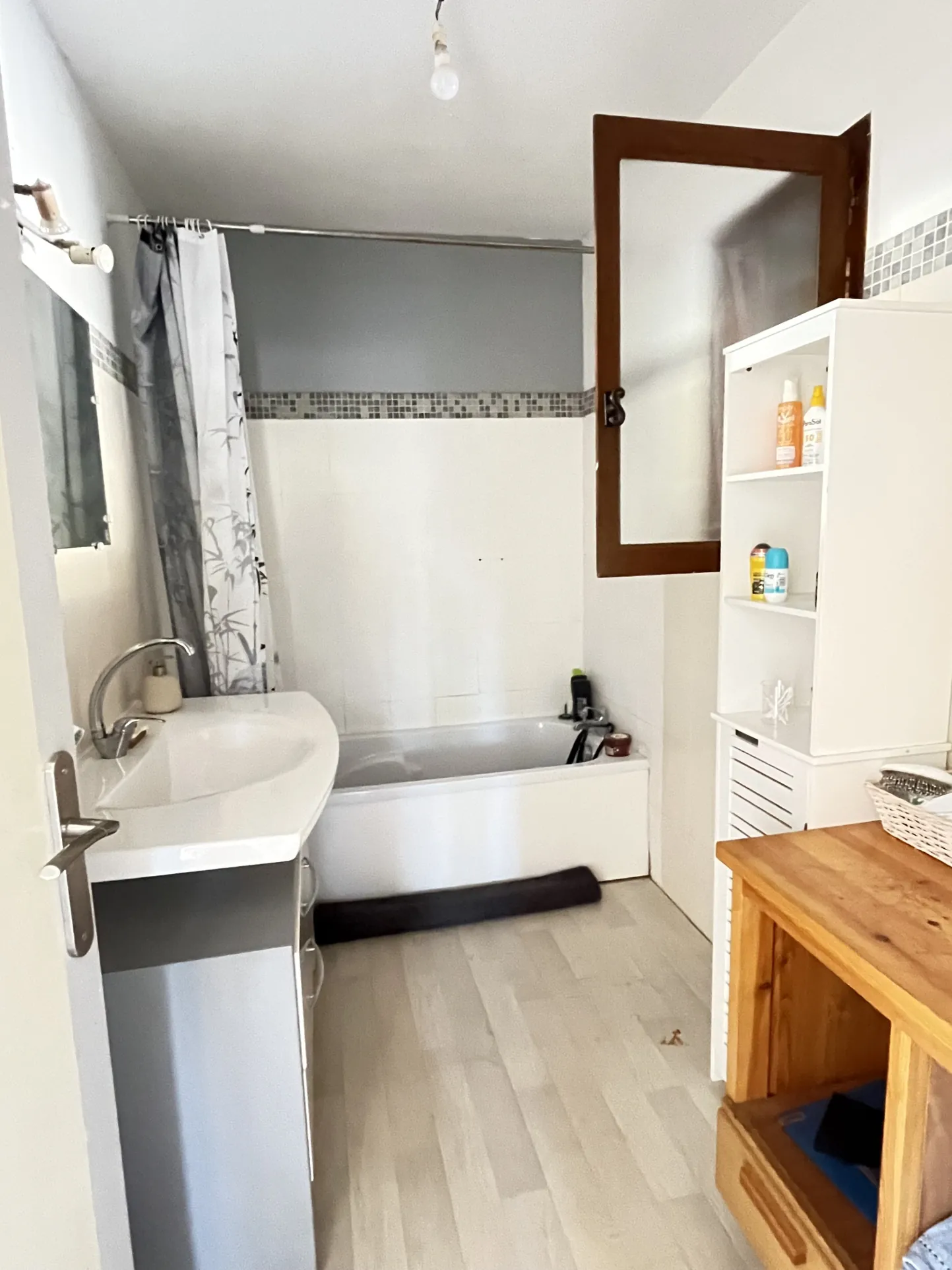 Villa de plain-pied avec jardin et garage à Saint-André-de-Sangonis 