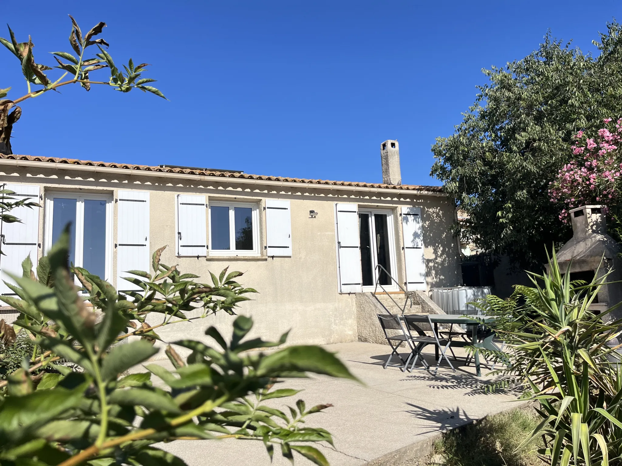 Villa de plain-pied avec jardin et garage à Saint-André-de-Sangonis 