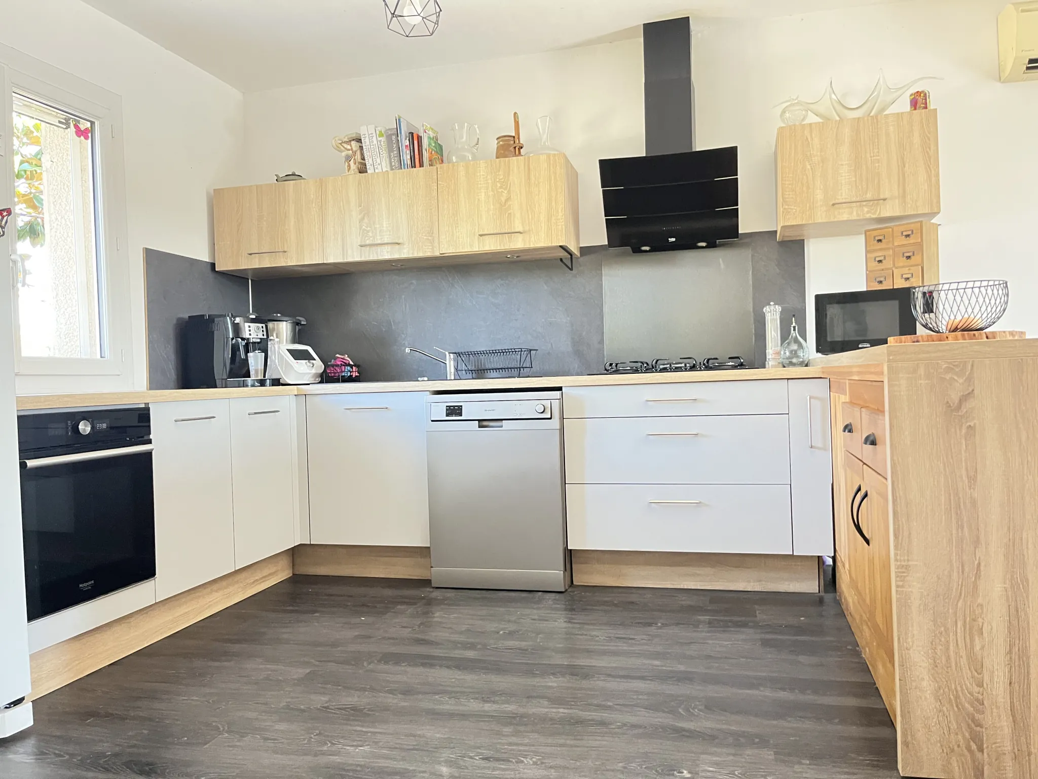 Villa de plain-pied avec jardin et garage à Saint-André-de-Sangonis 