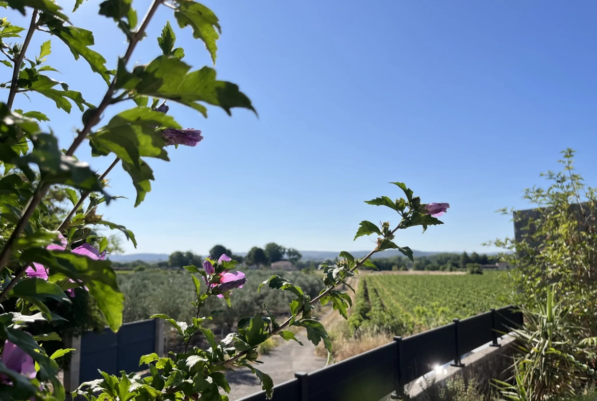 Villa de plain-pied avec jardin et garage à Saint-André-de-Sangonis 