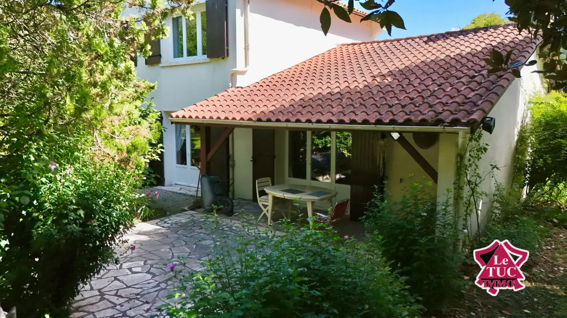Maison 5 chambres avec vue sur la rivière à Penne d’Agenais 