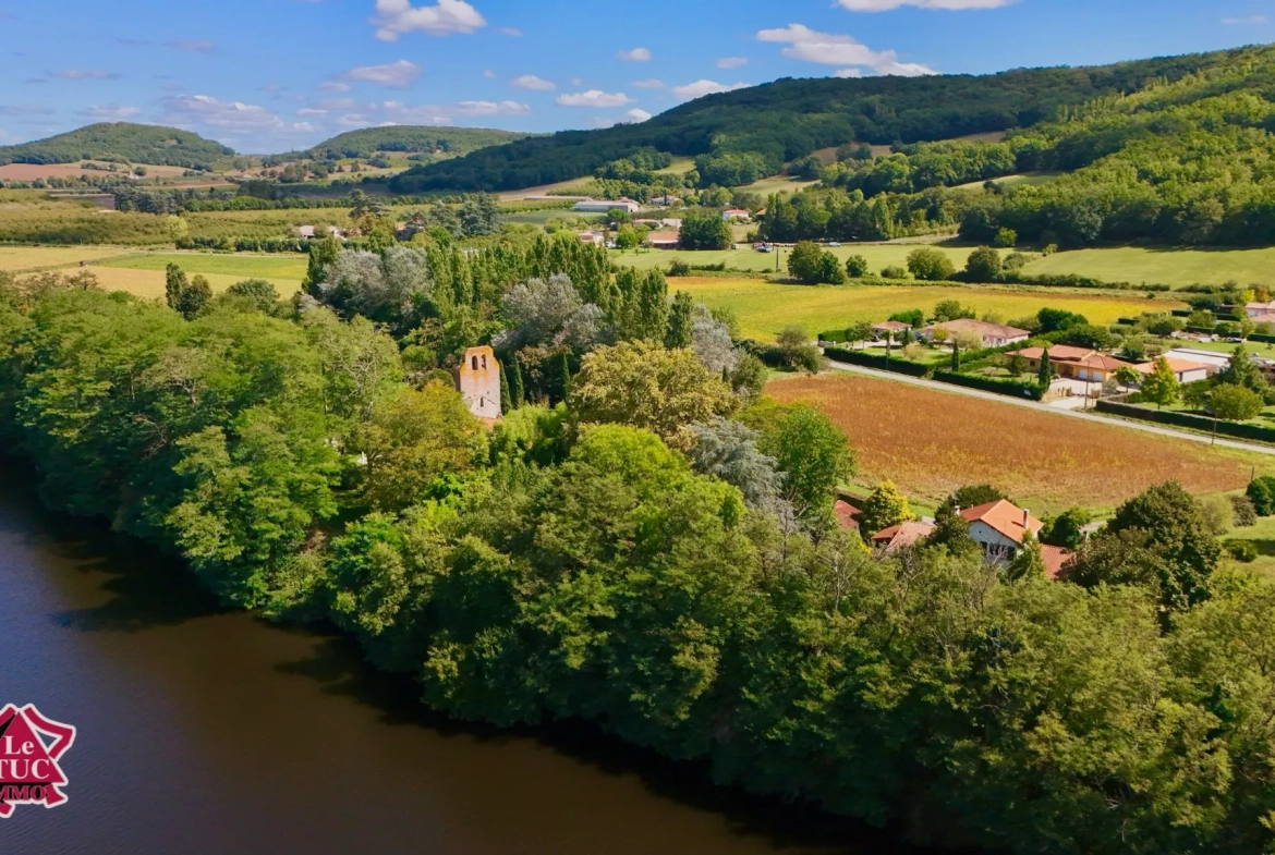 Maison 5 chambres avec vue sur la rivière à Penne d’Agenais 