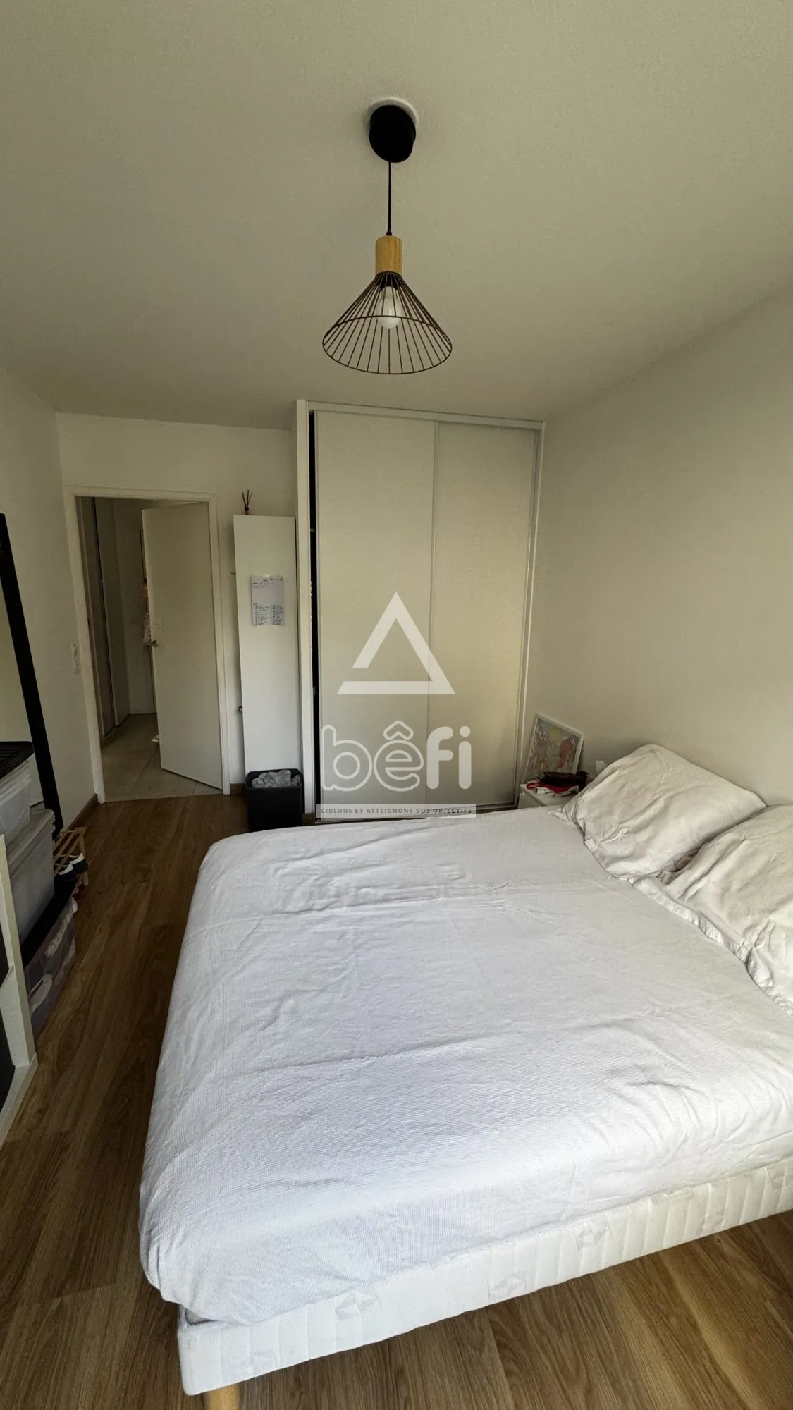 Appartement T2 à vendre à Sathonay-Camp - 41,5 m², balcon, parking, près de Lyon 