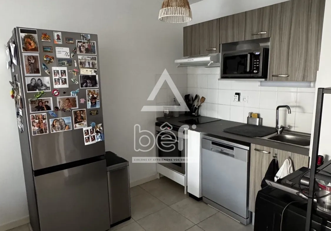 Appartement T2 à vendre à Sathonay-Camp - 41,5 m², balcon, parking, près de Lyon 