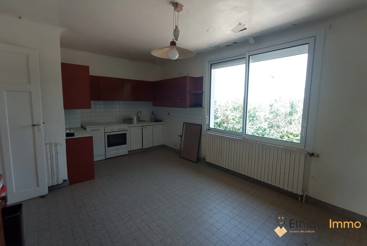 Maison individuelle de 102 m² avec grand jardin à Bar-sur-Aube 