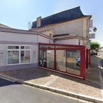 Immeuble à vendre à Neuvic, 3 lots loués - Investissement rentable en Dordogne