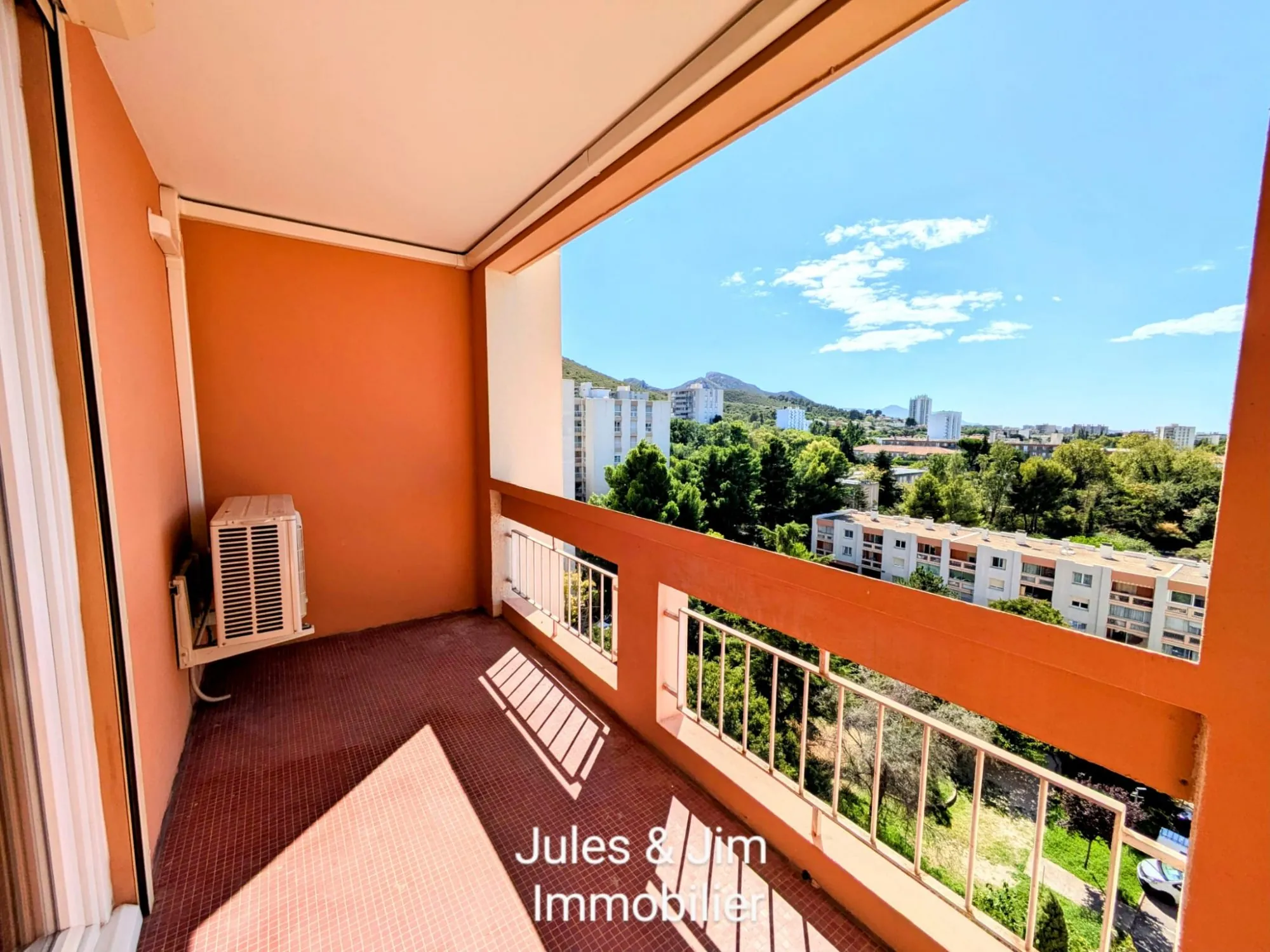 Vente appartement Type 3/4 de 68 m² avec balcon à Marseille 