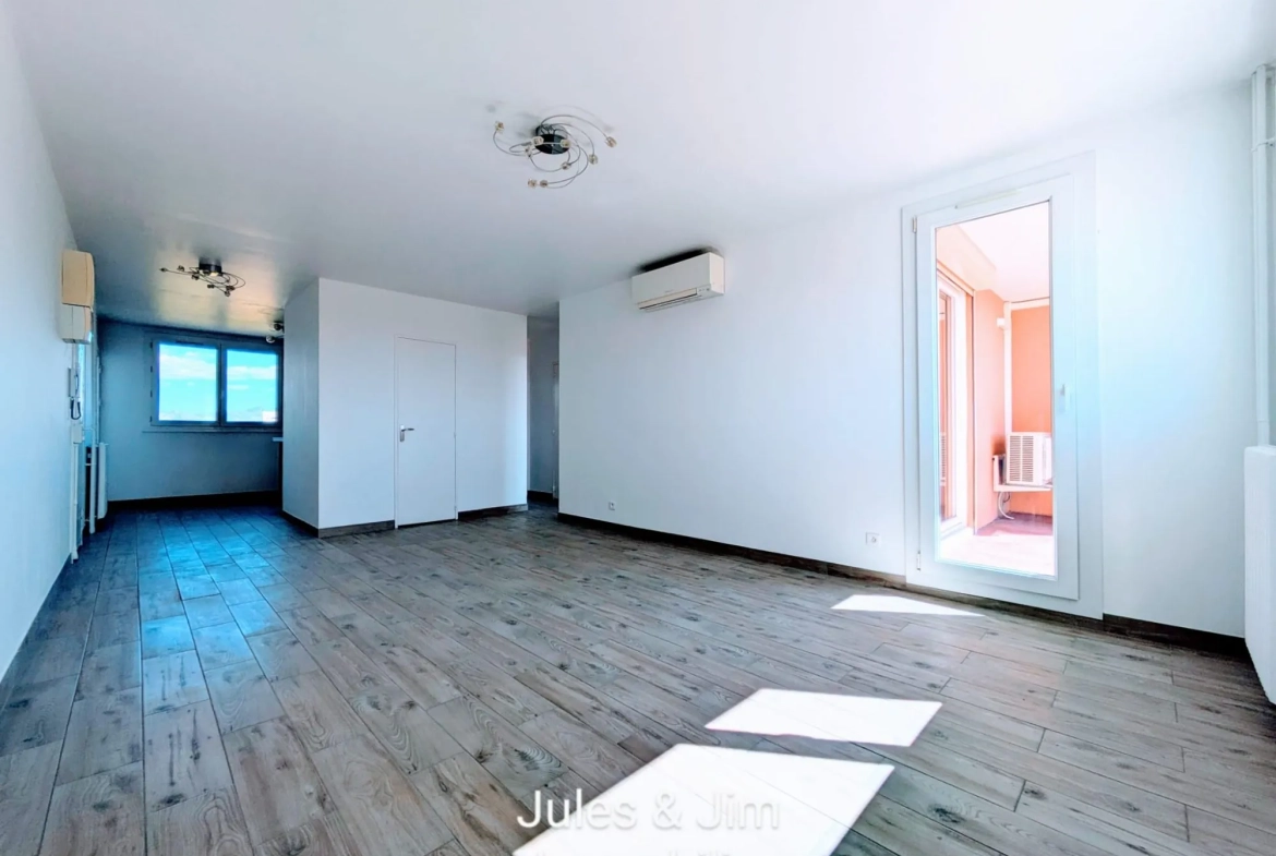 Vente appartement Type 3/4 de 68 m² avec balcon à Marseille 