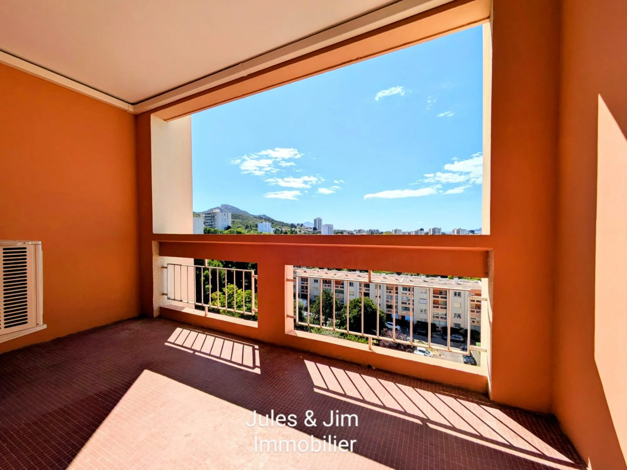 Vente appartement Type 3/4 de 68 m² avec balcon à Marseille 