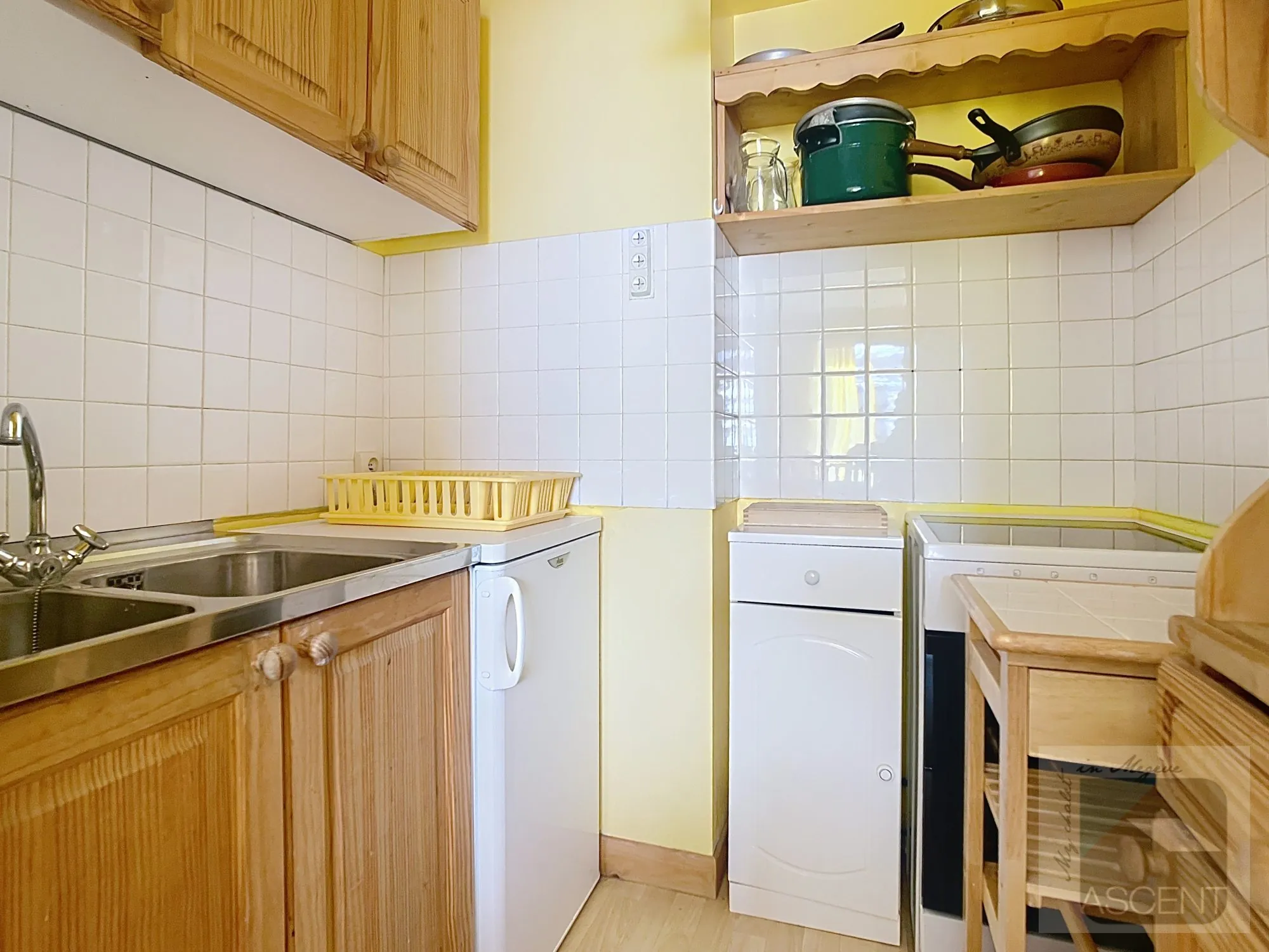 Appartement à vendre à Notre Dame de Bellecombe avec balcon et place de parking 