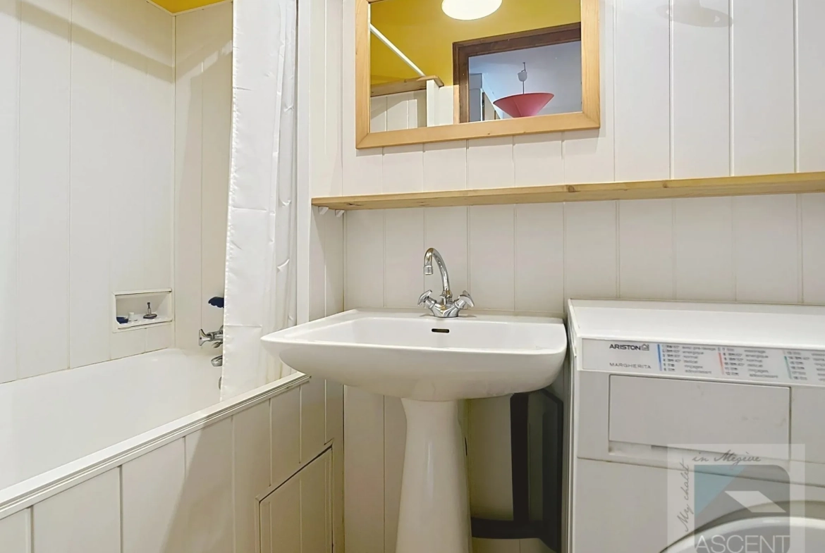Appartement à vendre à Notre Dame de Bellecombe avec balcon et place de parking 
