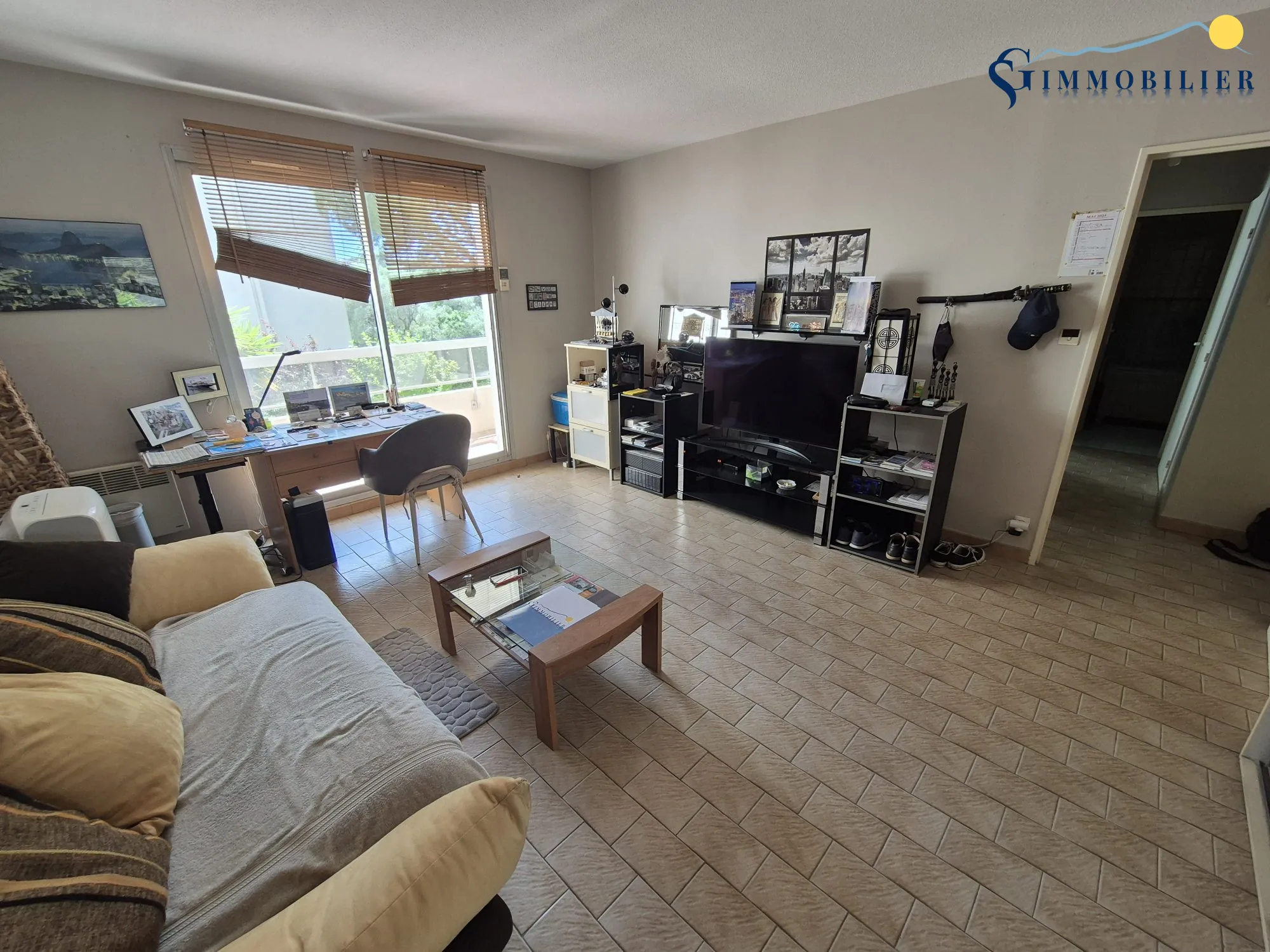 Appartement T2 en viager à Toulon avec balcon et parking – 46 m² 