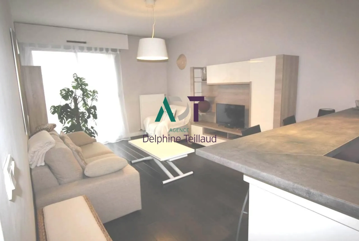 À vendre T2 meublé de 47 m² à Grenoble avec balcon et parking 
