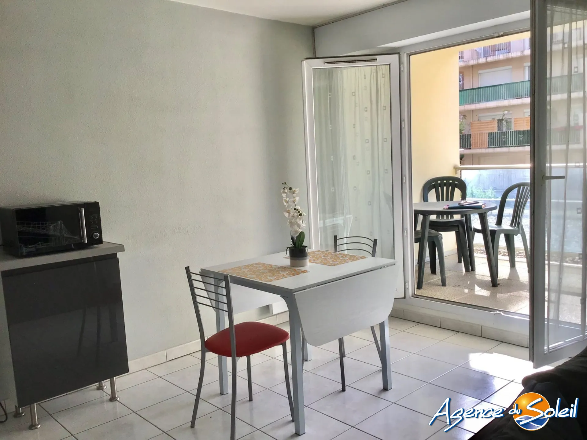 Appartement T2 meublé avec terrasse et parking à Perpignan 