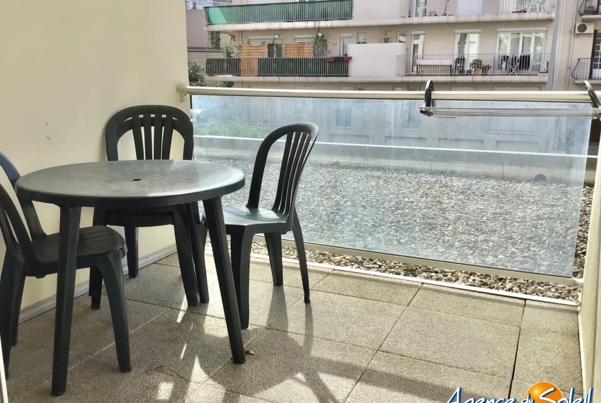 Appartement T2 meublé avec terrasse et parking à Perpignan 