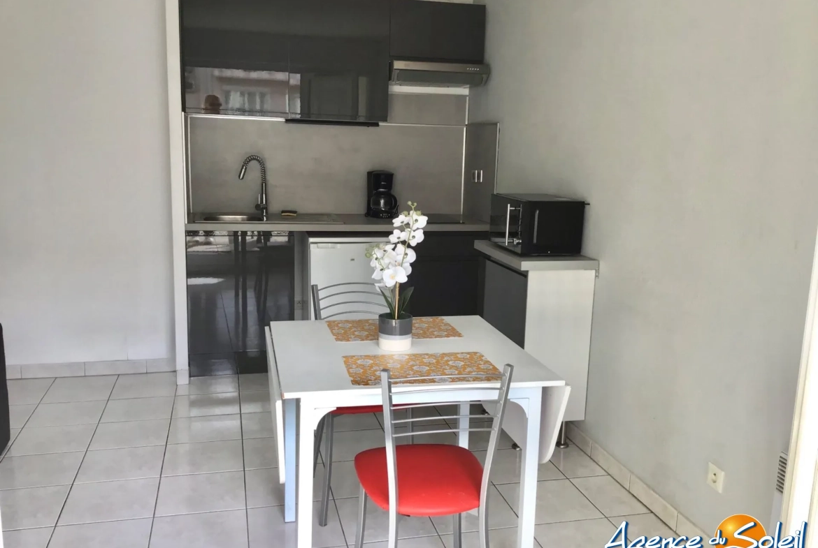 Appartement T2 meublé avec terrasse et parking à Perpignan 