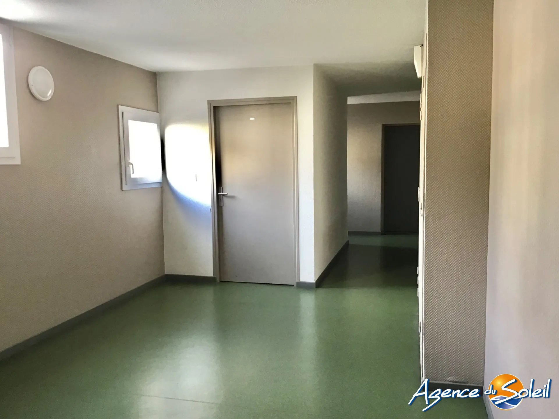 Appartement T2 meublé avec terrasse et parking à Perpignan 