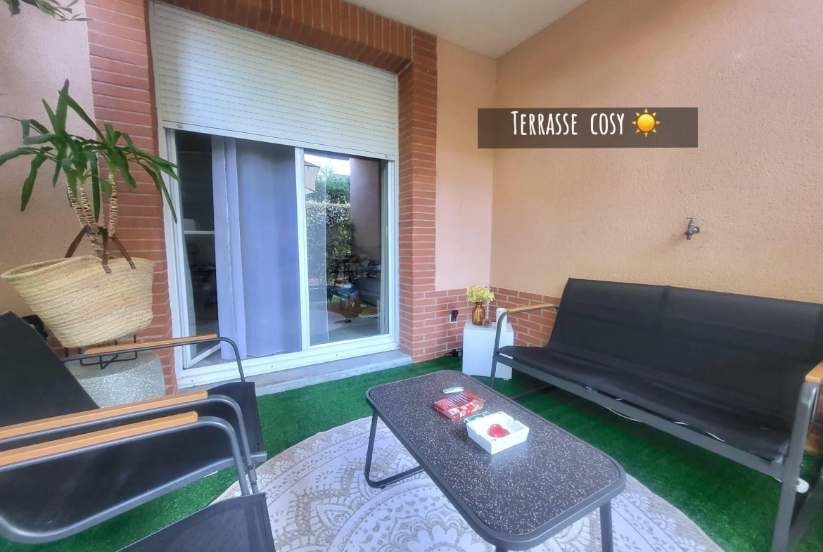 T2 rénové avec terrasse et parking à Saint-Orens-de-Gameville 