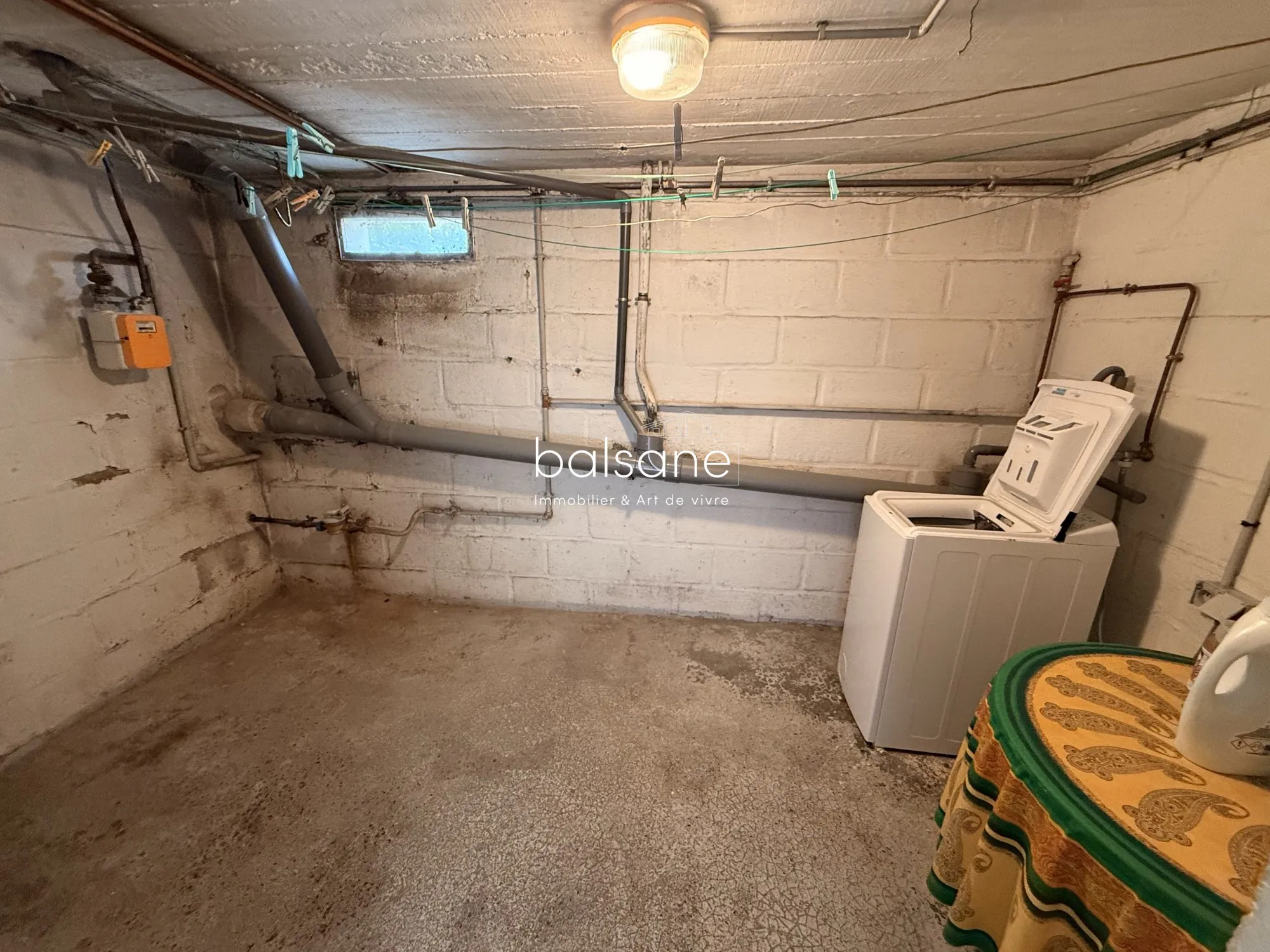 Maison familiale à vendre à Saint-Étienne-du-Rouvray - Calme, espace et potentiel 