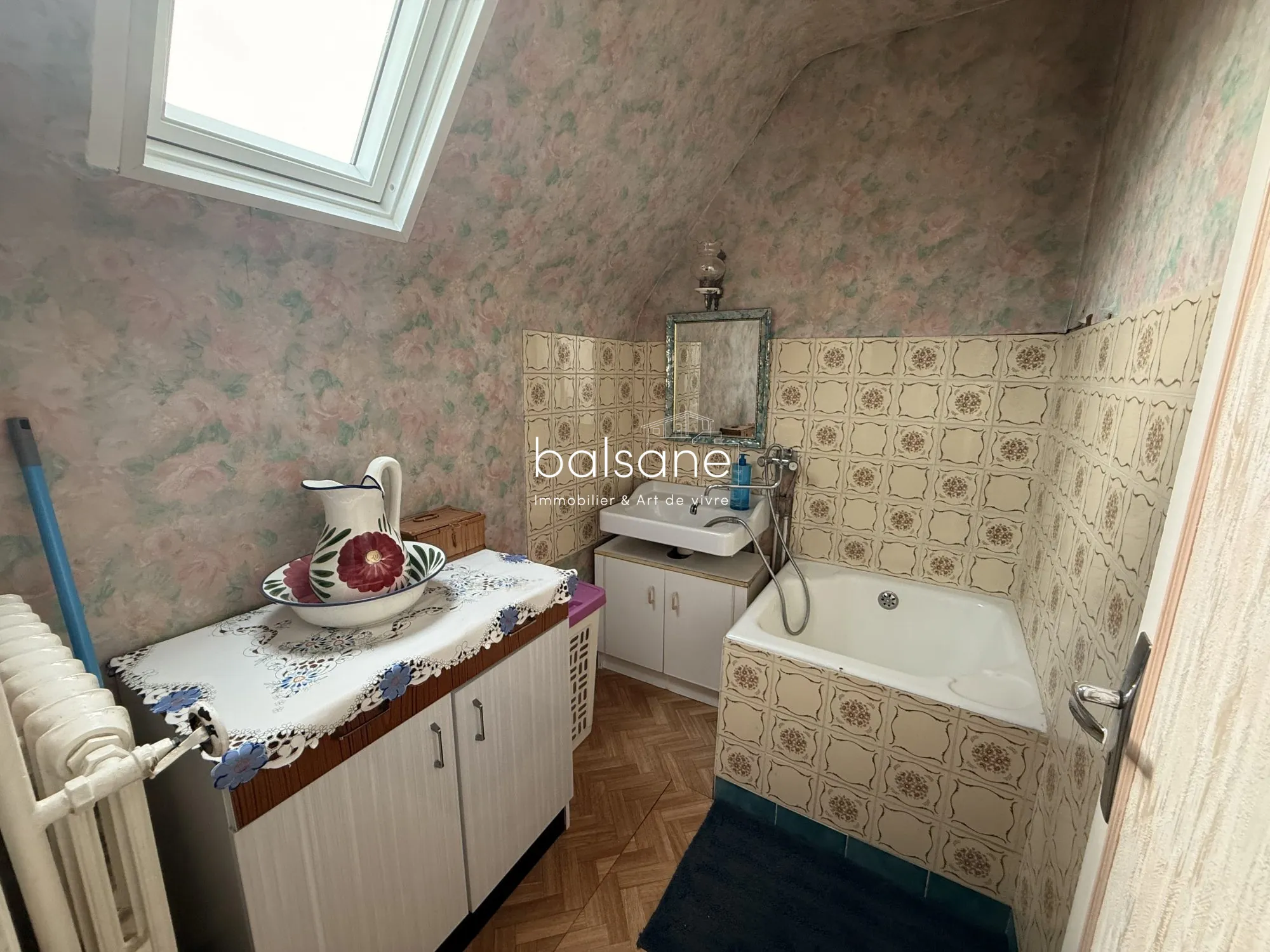 Maison familiale à vendre à Saint-Étienne-du-Rouvray - Calme, espace et potentiel 