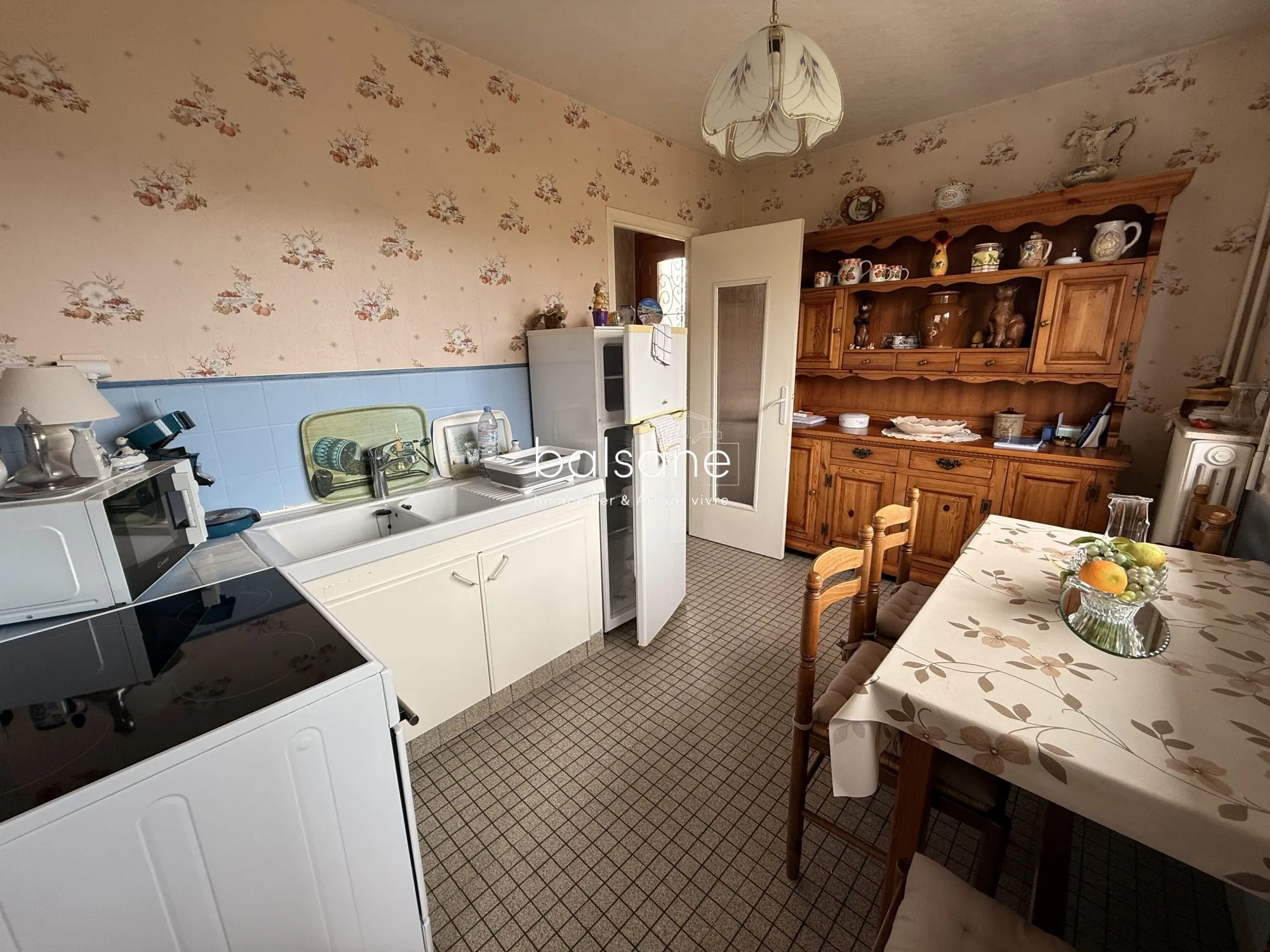 Maison familiale à vendre à Saint-Étienne-du-Rouvray - Calme, espace et potentiel 