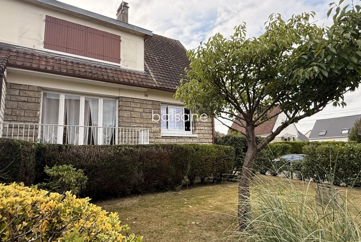 Maison familiale à vendre à Saint-Étienne-du-Rouvray - Calme, espace et potentiel 