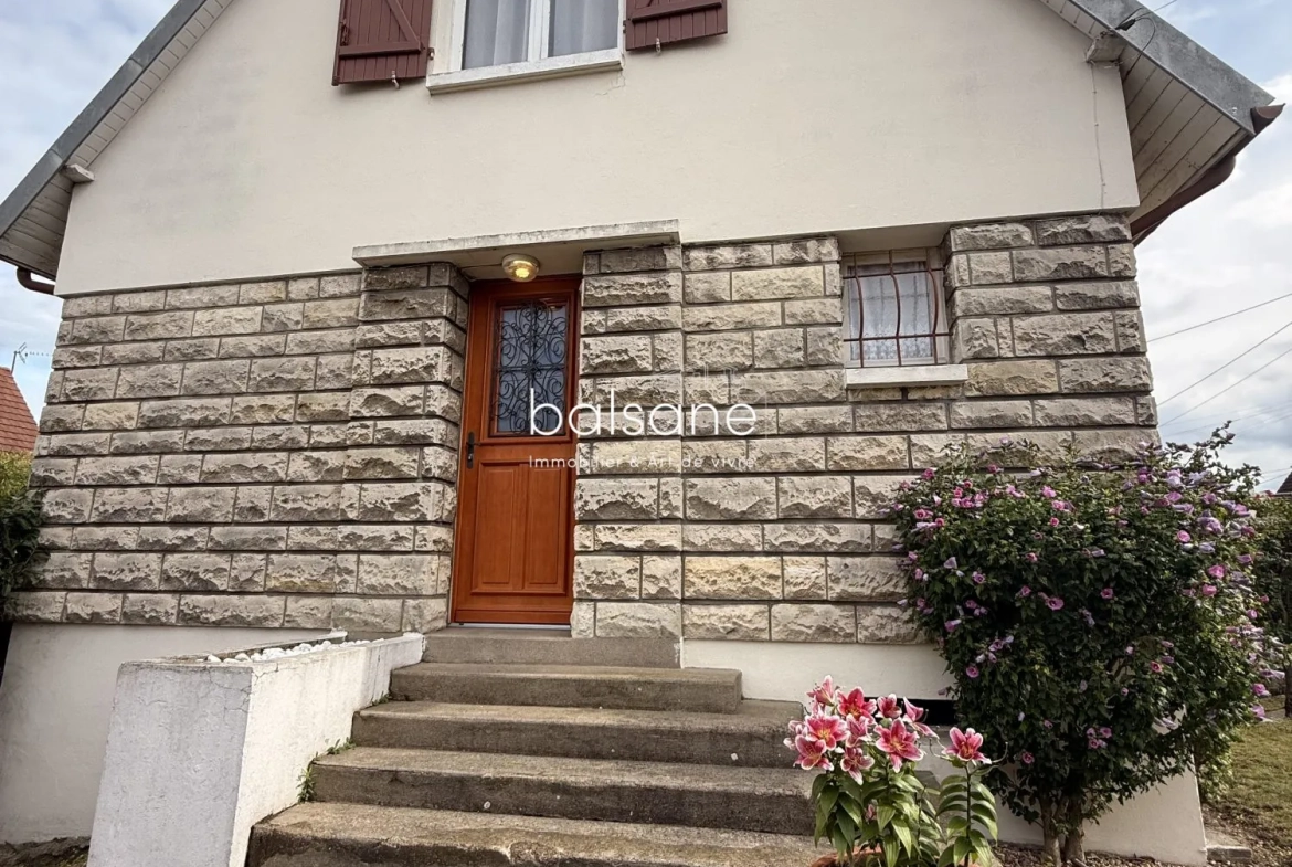 Maison familiale à vendre à Saint-Étienne-du-Rouvray - Calme, espace et potentiel 