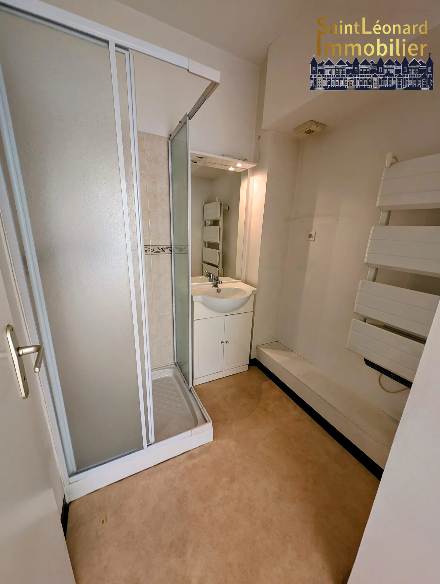 Appartement T3 lumineux de 59 m² avec garage et cave à Fougères 
