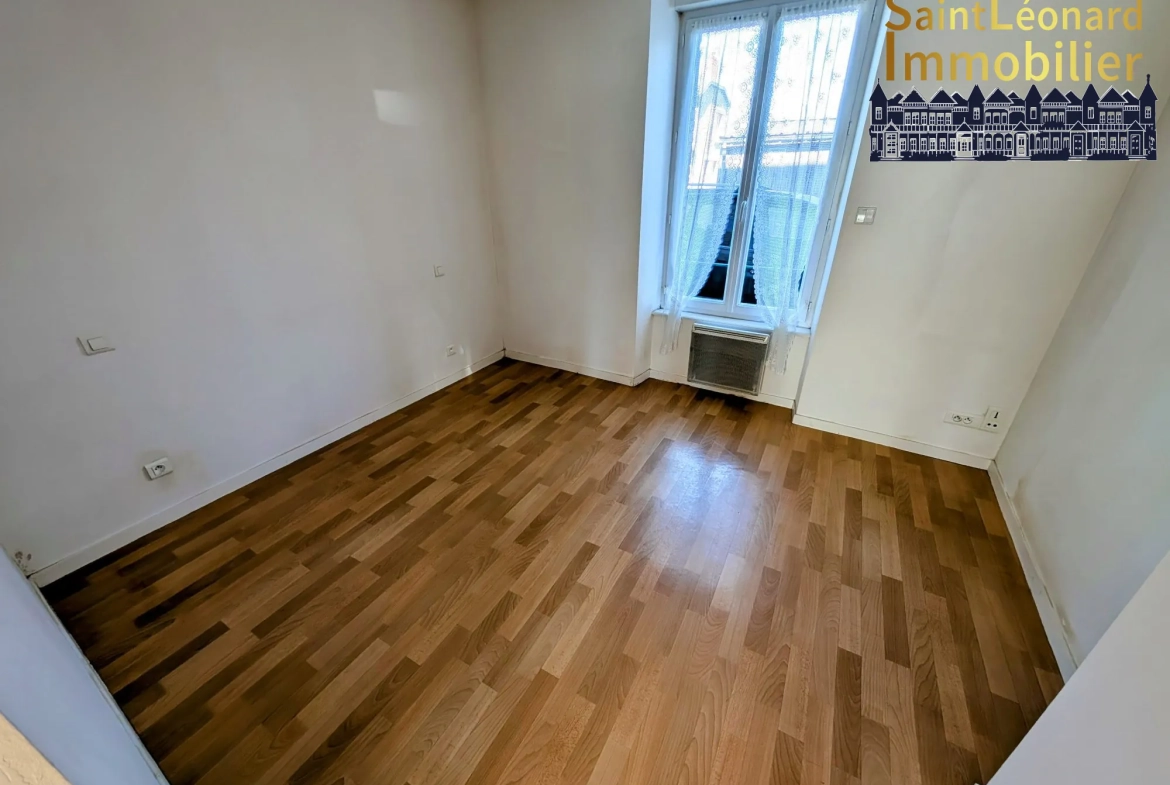 Appartement T3 lumineux de 59 m² avec garage et cave à Fougères 