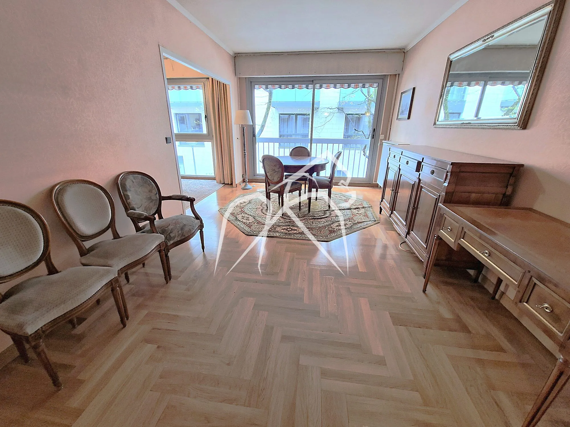 Appartement spacieux de 69 m² au cœur de Rouen avec parking sécurisé 